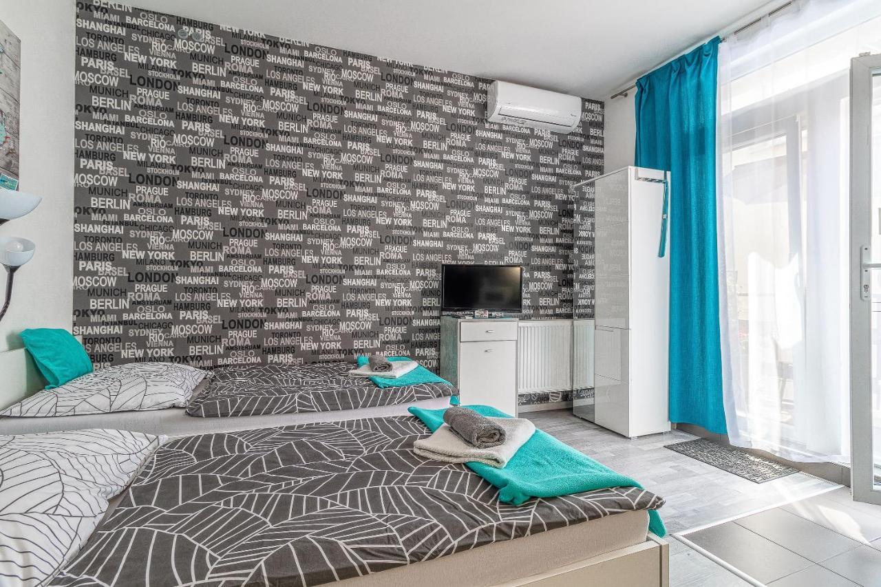 Bratislava -Apartment Near The City Center With A Balcony Ngoại thất bức ảnh